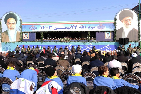 راهپیمایی 22 بهمن تبریز