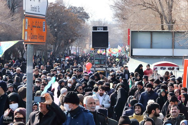 راهپیمایی 22 بهمن تبریز