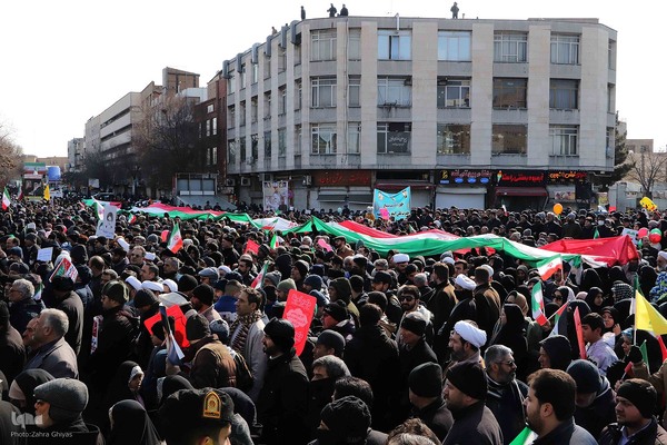 راهپیمایی 22 بهمن تبریز