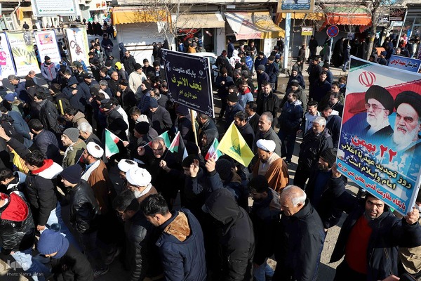 حضور پرشور مردم شهرستان اهر در راهپیمایی 22 بهمن 1403