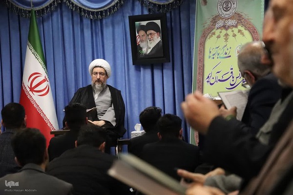 محفل انس با قرآن‎ در تبریز