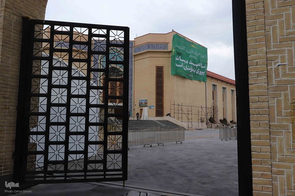 رونمایی ازپرچم طرح ملی زندگی با آیه ها در تبریز