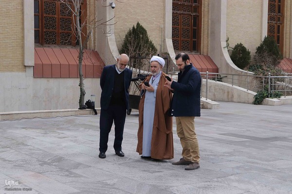 رونمایی ازپرچم طرح ملی زندگی با آیه ها در تبریز