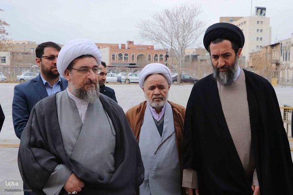رونمایی ازپرچم طرح ملی زندگی با آیه ها در تبریز