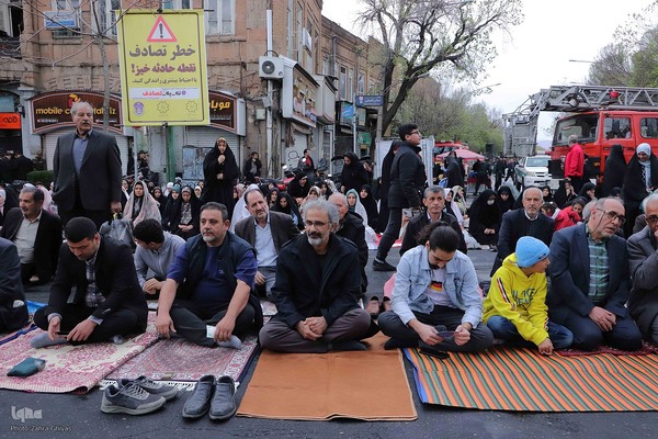 نماز عید فطر در تبریز