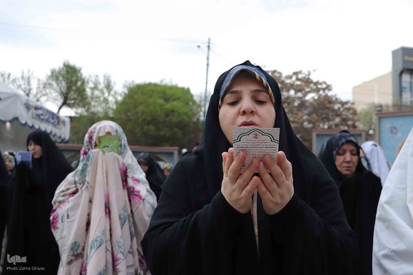 نماز عید فطر در تبریز