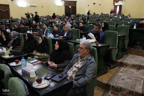 نشست استاندار آذربایجان شرقی با اصحاب زسانه