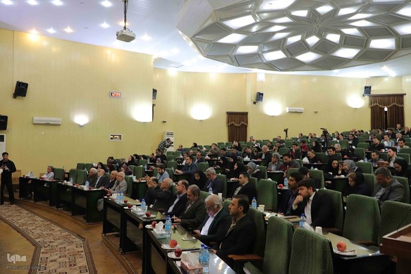 نشست استاندار آذربایجان شرقی با اصحاب زسانه