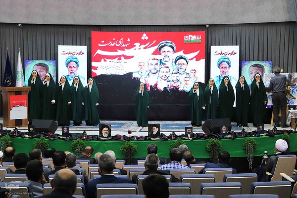 سوگواره شعر شهدای خدمت در تبریز