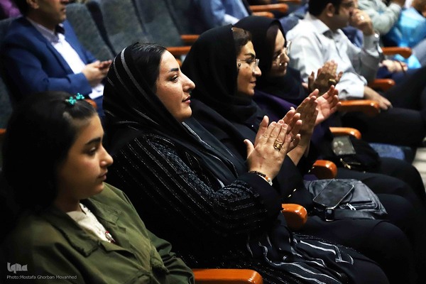 گزارش تصویری از: مراسم تجلیل از پیشکسوتان موسیقی منطقه ارسباران در اهر