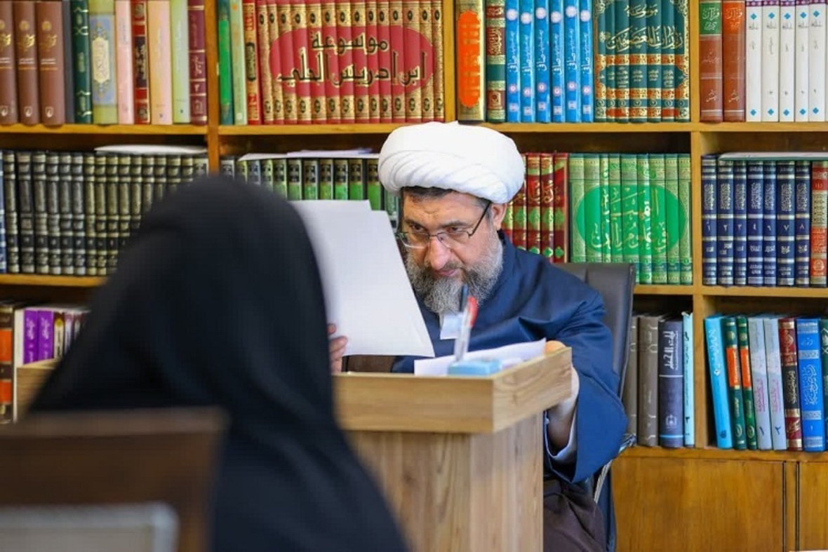 دیدار چهره به چهره  اقشار مختلف مردم با امام جمعه تبریز