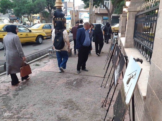 برپایی نخستین نمایشگاه عکس "در سوگ خورشید" در شهرستان اهر 