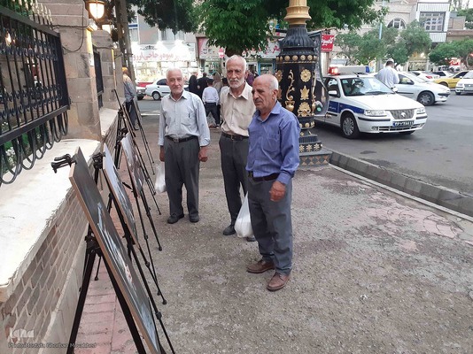 برپایی نخستین نمایشگاه عکس "در سوگ خورشید" در شهرستان اهر 