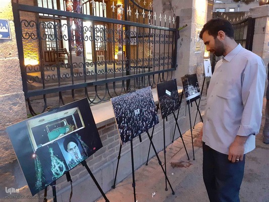 برپایی نخستین نمایشگاه عکس "در سوگ خورشید" در شهرستان اهر 