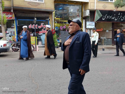 مراسم عزاداری خیابانی به مناسبت سالگرد ارتحال حضرت امام خمینی(ره) در اهر
