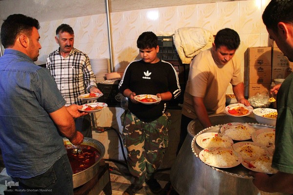  مراسم بزرگداشت سالروز ارتحال امام خمینی(ره) و گرامیداشت قیام خونین ۱۵ خرداد در روستای نقدوز اهر
