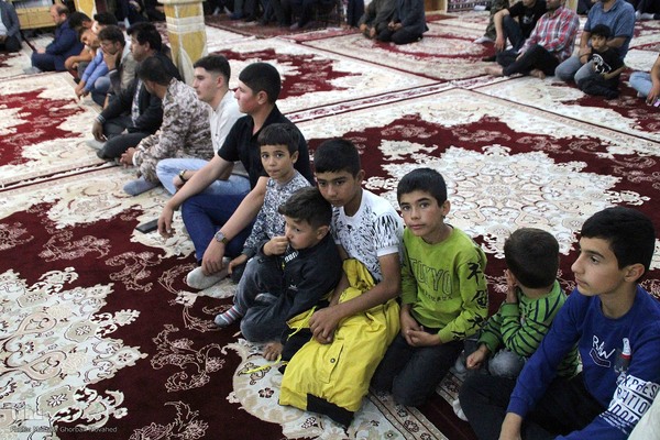  مراسم بزرگداشت سالروز ارتحال امام خمینی(ره) و گرامیداشت قیام خونین ۱۵ خرداد در روستای نقدوز اهر
