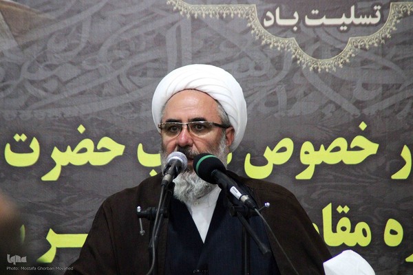  مراسم بزرگداشت سالروز ارتحال امام خمینی(ره) و گرامیداشت قیام خونین ۱۵ خرداد در روستای نقدوز اهر
