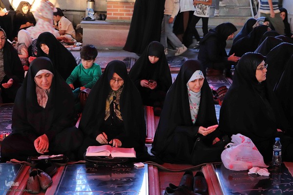 مراسم پرفیض دعای عرفه در تبریز