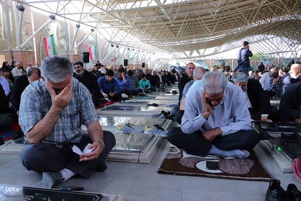 مراسم پرفیض دعای عرفه در تبریز