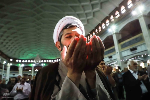 اقامه نماز عید قربان در تبریز
