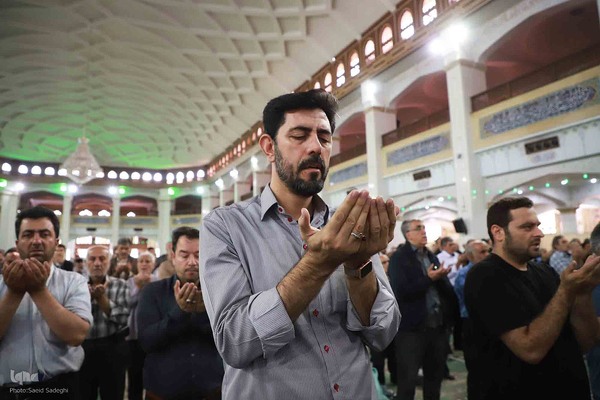 اقامه نماز عید قربان در تبریز
