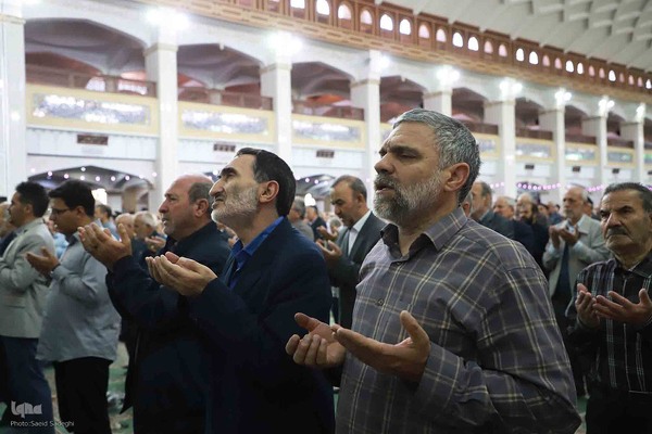 اقامه نماز عید قربان در تبریز
