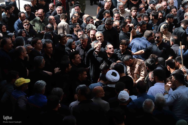 تشییع و تدفین پیکر شهدای تجاوز رژیم صهیونیستی در گلزار شهدای تبریز