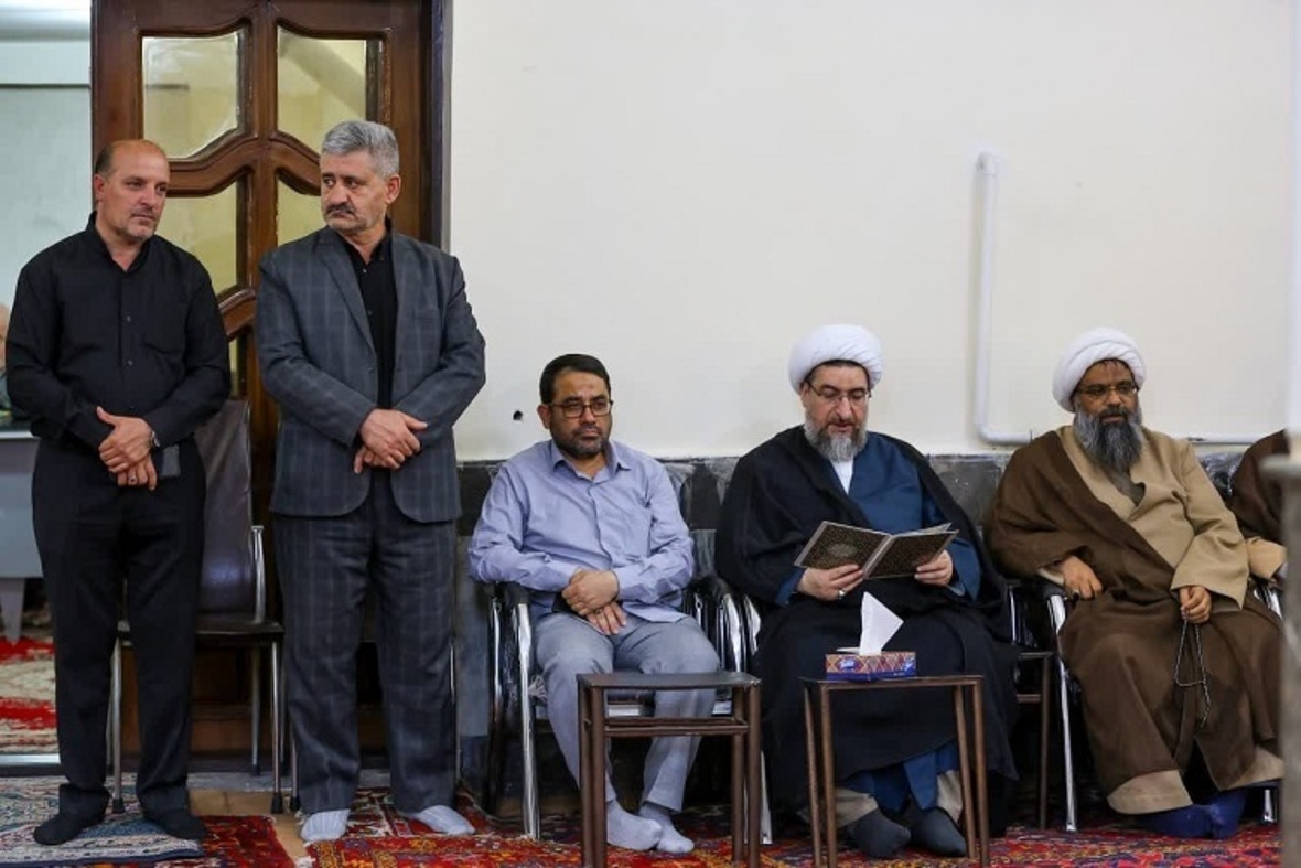 مراسم شام غریبان شهدای مدافعین امنیت