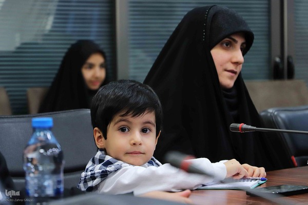 نشست هم‌اندیشی بانوان فعال رسانه‌ای و مجازی در تبریز