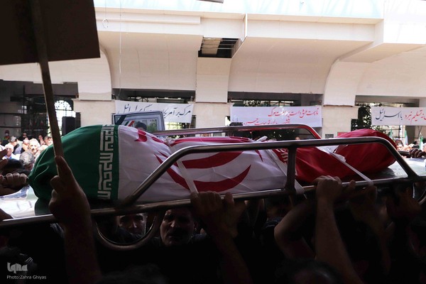 تشییع پیکر دو شهید قرآن آموز در تبریز