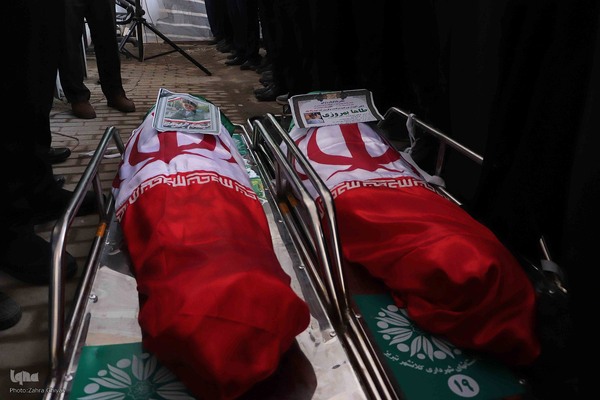 تشییع پیکر دو شهید قرآن آموز در تبریز