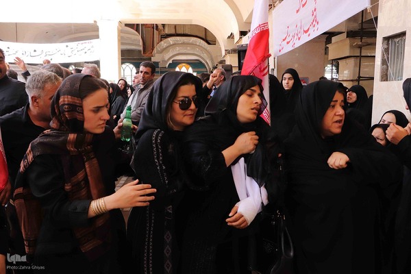 تشییع پیکر دو شهید قرآن آموز در تبریز