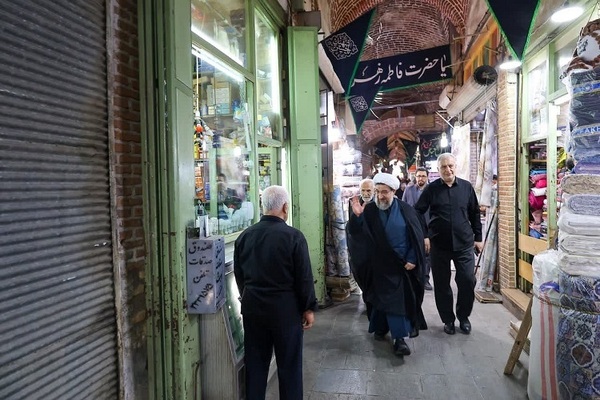 بازدید امام جمعه تبریز از بازار تبریز