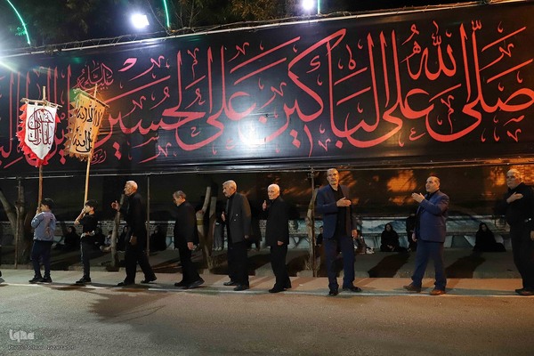 حال و هوای شب های محرم در هیات های عزاداری حضرت امام حسین (ع) در اهر