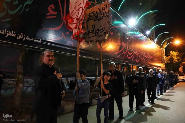 حال و هوای شب های محرم در هیات های عزاداری حضرت امام حسین (ع) در اهر