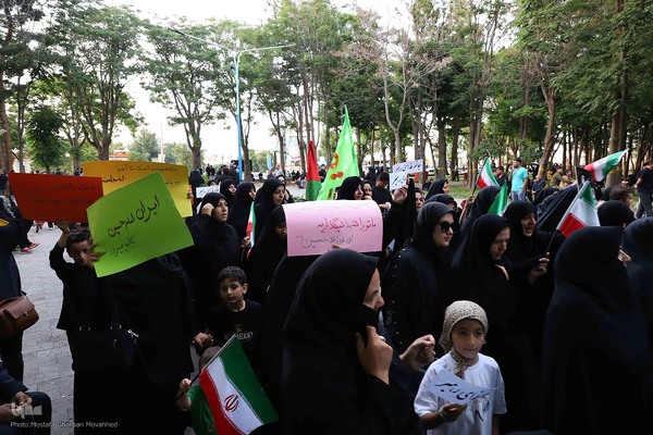 همایش زینبیون و کفن پوشان در محکومیت جنایات آمریکا و اسرائیل