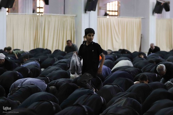 حضور رییس جمهور دکتر پزشکیان در نماز ظهر عاشورا  در تبریز