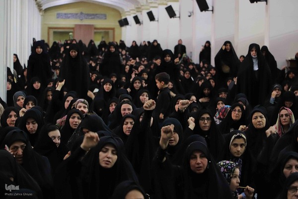 حضور رییس جمهور دکتر پزشکیان در نماز ظهر عاشورا  در تبریز