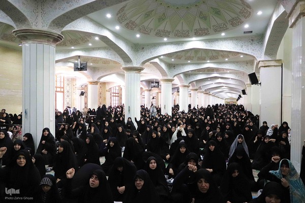 حضور رییس جمهور دکتر پزشکیان در نماز ظهر عاشورا  در تبریز