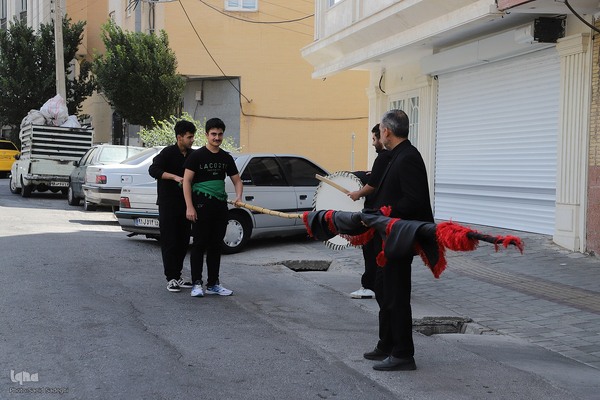 عزاداری ظهر عاشورا در تبریز