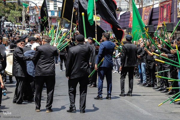 عزاداری ظهر عاشورا در تبریز