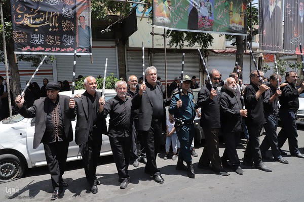 عزاداری ظهر عاشورا در تبریز