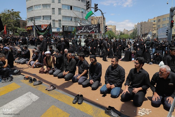 عزاداری ظهر عاشورا در تبریز