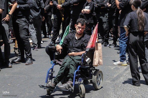 عزاداری ظهر عاشورا در تبریز