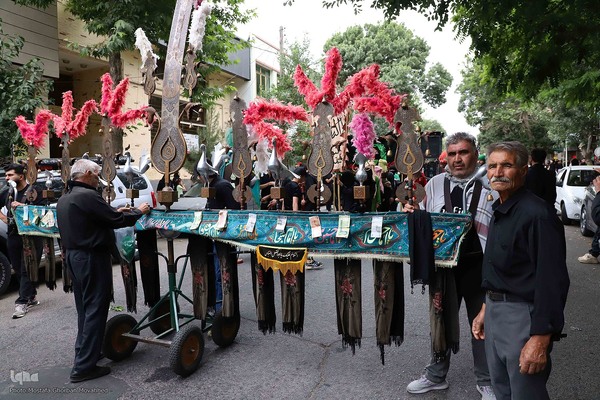 نمایش خیمه سوزان و حرکت نمادین کاروان اسرای کربلا – شهرستان اهر