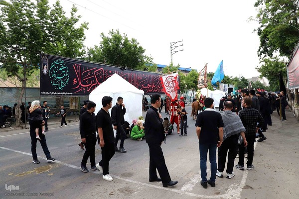 نمایش خیمه سوزان و حرکت نمادین کاروان اسرای کربلا – شهرستان اهر