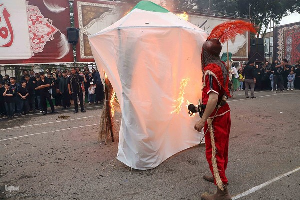 نمایش خیمه سوزان و حرکت نمادین کاروان اسرای کربلا – شهرستان اهر