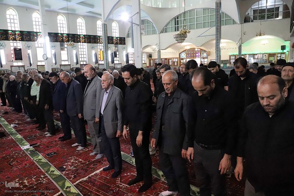 اقامه نماز ظهر عاشورا در اهر