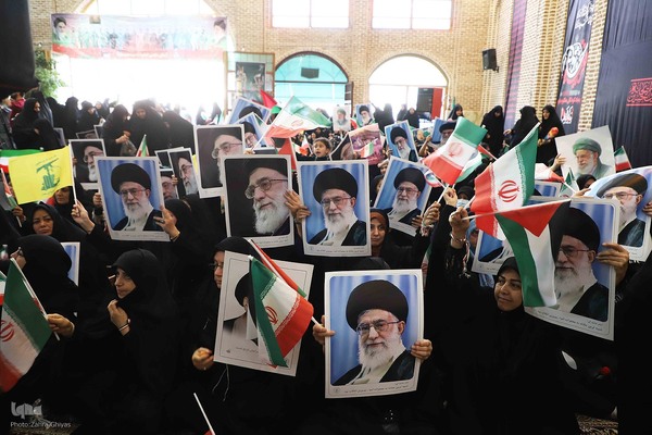 اجتماع زینبیون در تبریز